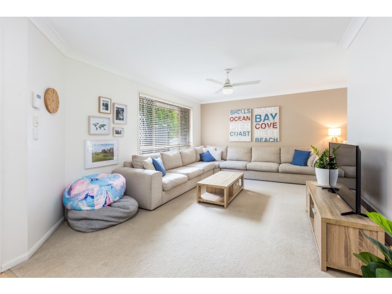 4 Hinchinbrook Circuit, Forest Lake QLD 4078