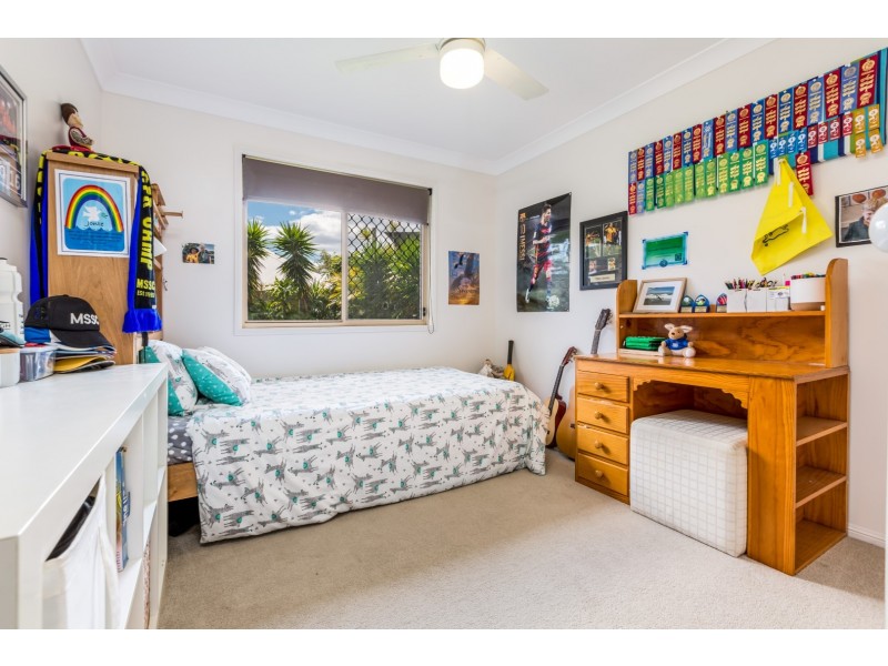 4 Hinchinbrook Circuit, Forest Lake QLD 4078