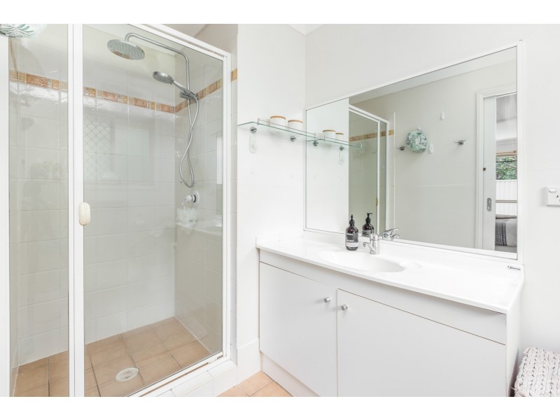 4 Hinchinbrook Circuit, Forest Lake QLD 4078