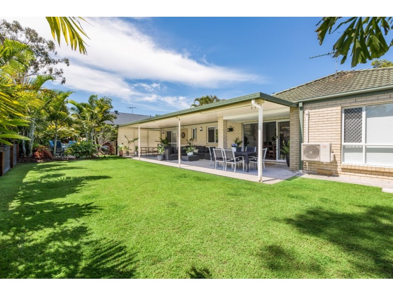 8 Tivoli Place, Forest Lake QLD 4078