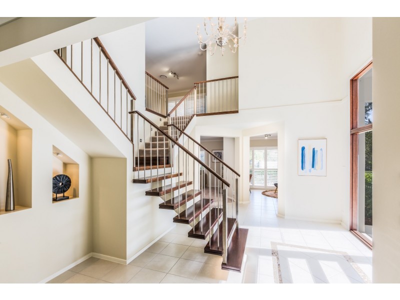 39 Greentree Crescent, Forest Lake QLD 4078