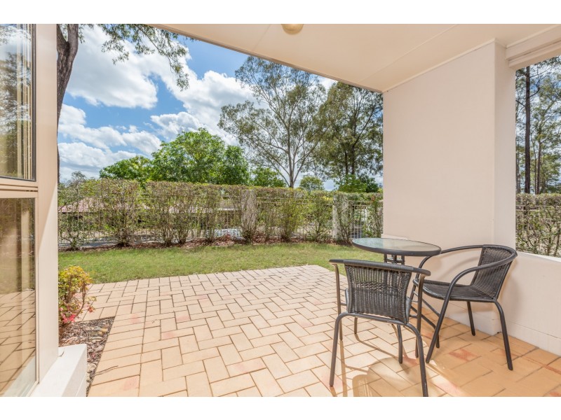 1 Vaucluse Street, Forest Lake QLD 4078