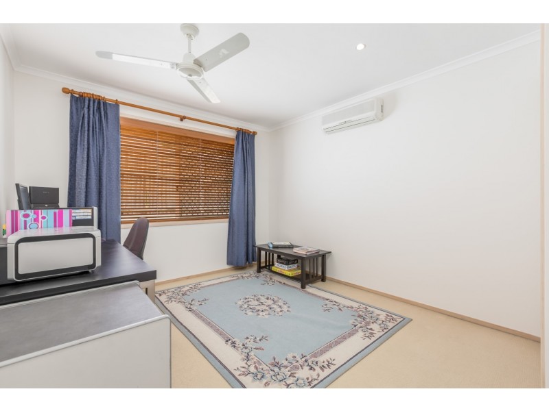 1 Vaucluse Street, Forest Lake QLD 4078