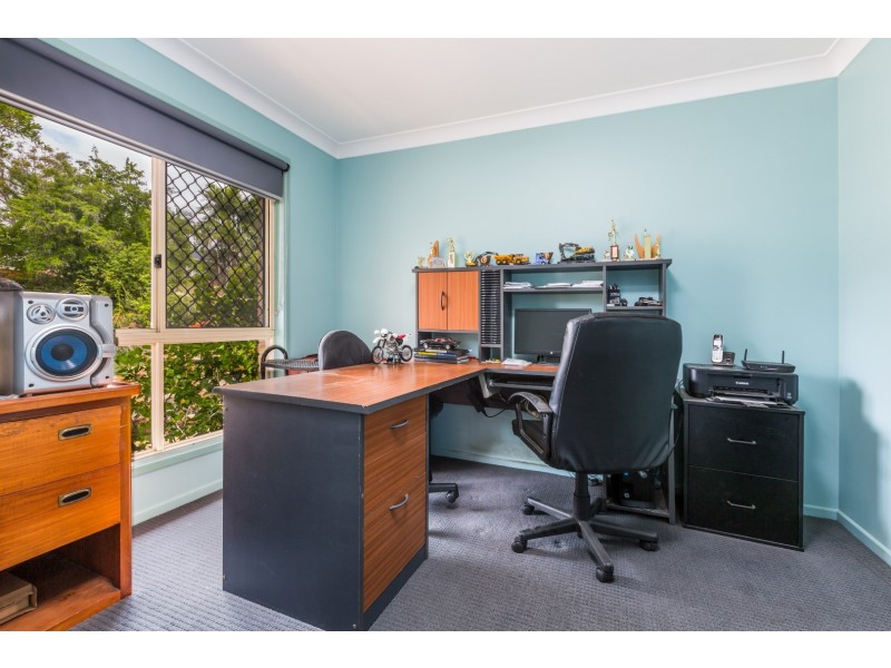 16 Norfolk Street, Forest Lake QLD 4078