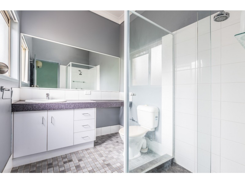 16 Norfolk Street, Forest Lake QLD 4078