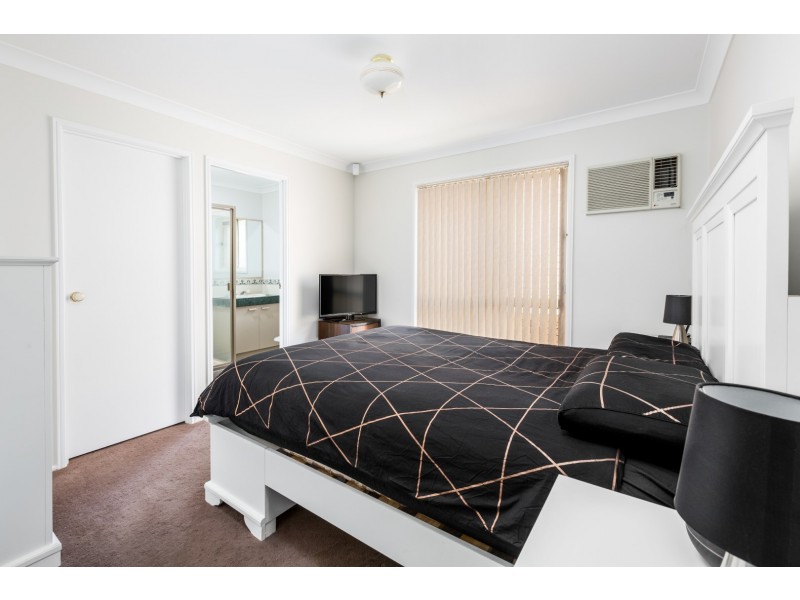 26 Heath Street, Forest Lake QLD 4078