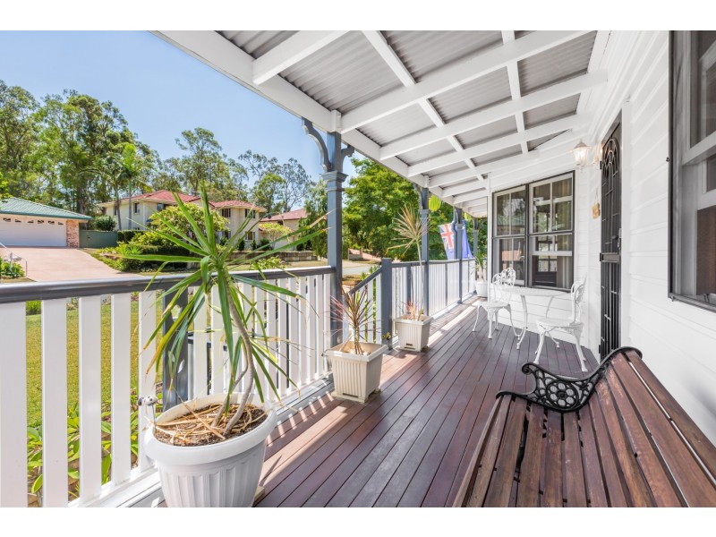 7 Yarraman Place, Forest Lake QLD 4078