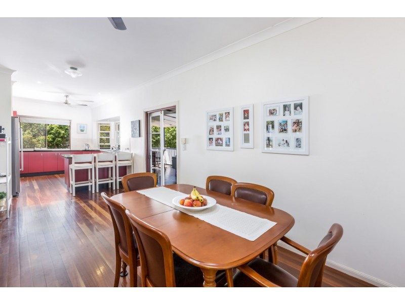 7 Yarraman Place, Forest Lake QLD 4078