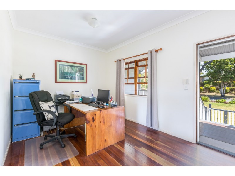 7 Yarraman Place, Forest Lake QLD 4078