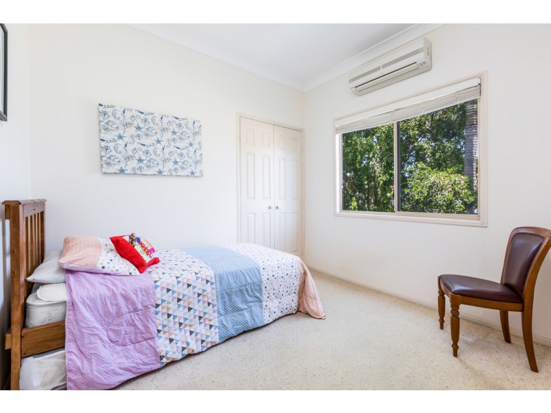 7 Yarraman Place, Forest Lake QLD 4078