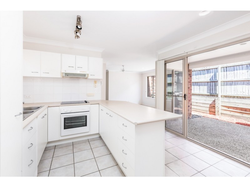 18 Yale Circuit, Forest Lake QLD 4078