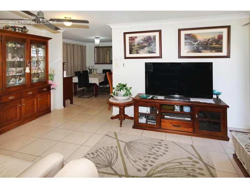 14 Whipbird Place, Doolandella QLD 4077