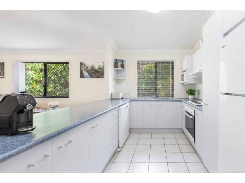 13 Regents Circuit, Forest Lake QLD 4078