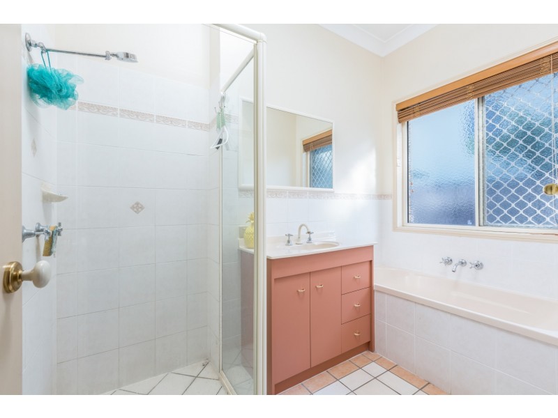 3 Elabana Place, Forest Lake QLD 4078