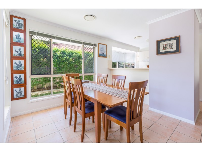 20 Cooroy Street, Forest Lake QLD 4078