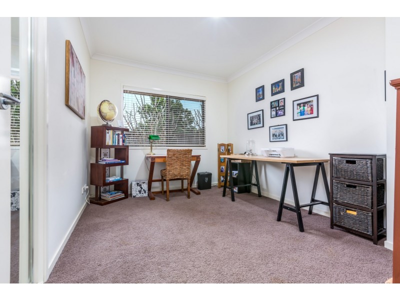 2 Gibbston Place, Doolandella QLD 4077