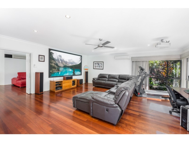 7 Camberwell Place, Forest Lake QLD 4078
