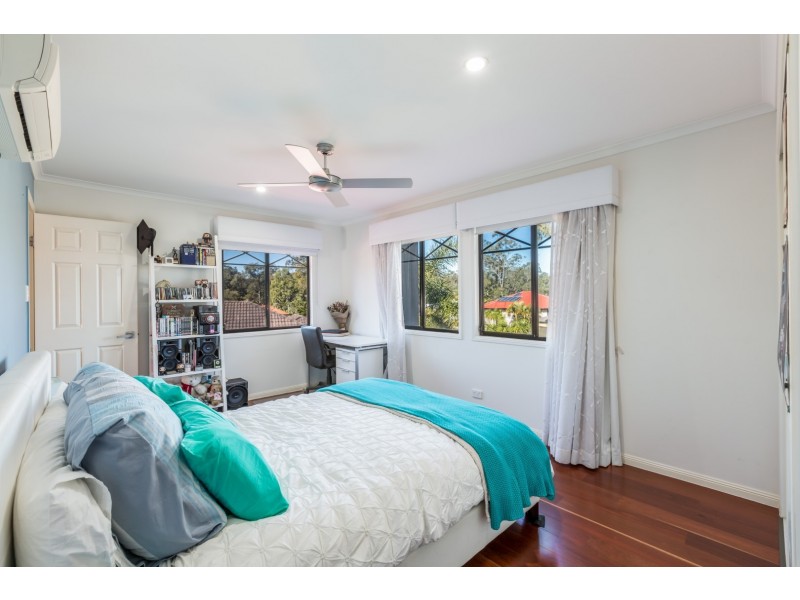 7 Camberwell Place, Forest Lake QLD 4078