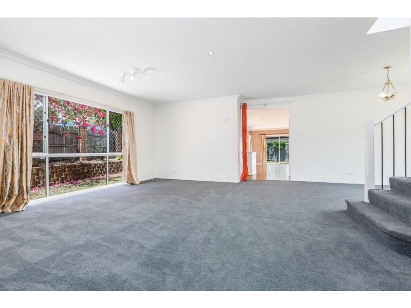15 Montego Way, Forest Lake QLD 4078
