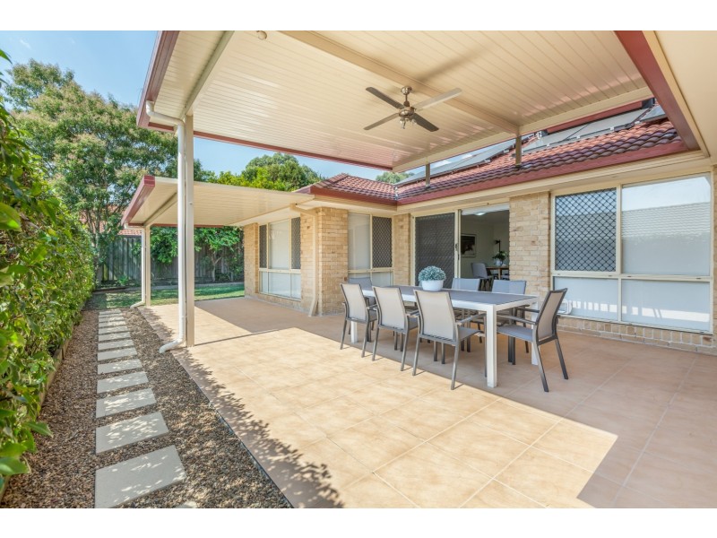 40 Cascade Drive, Forest Lake QLD 4078