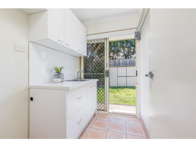 40 Cascade Drive, Forest Lake QLD 4078