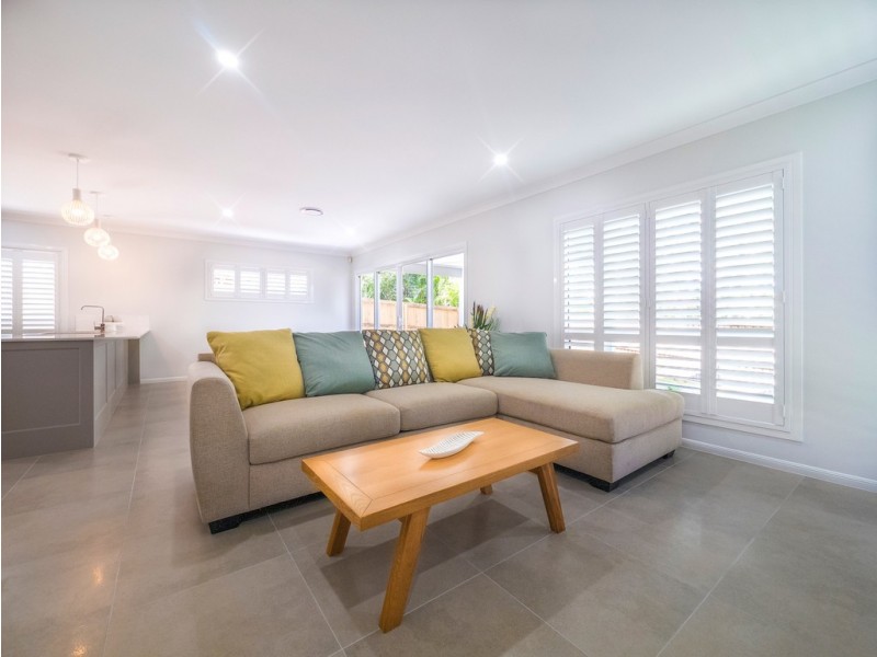 35 Renoir Crescent, Forest Lake QLD 4078
