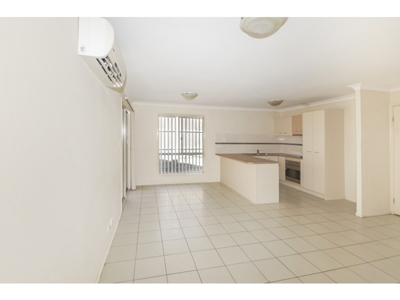 2 Siffleet Street, Bellbird Park QLD 4300