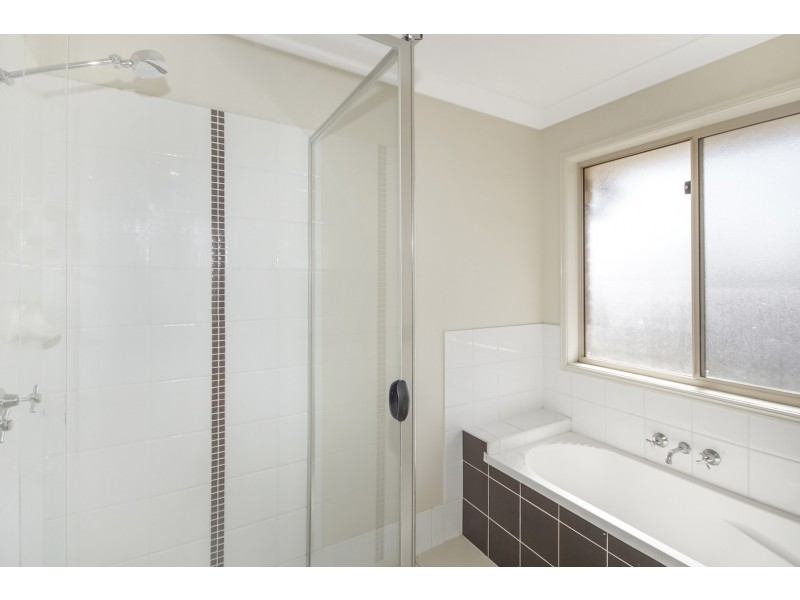 2 Siffleet Street, Bellbird Park QLD 4300