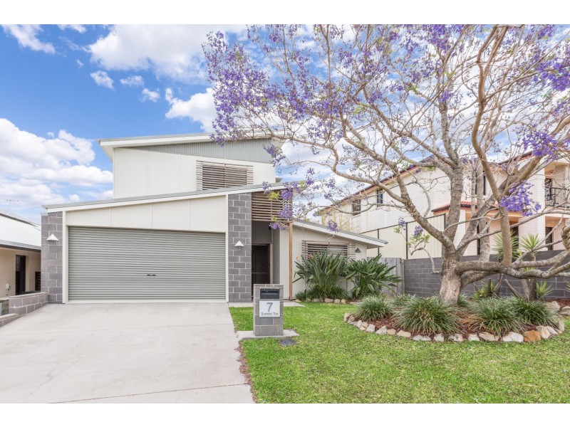 7 Summit Terrace, Forest Lake QLD 4078