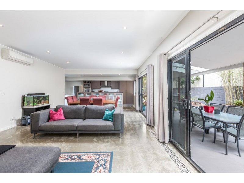 7 Summit Terrace, Forest Lake QLD 4078