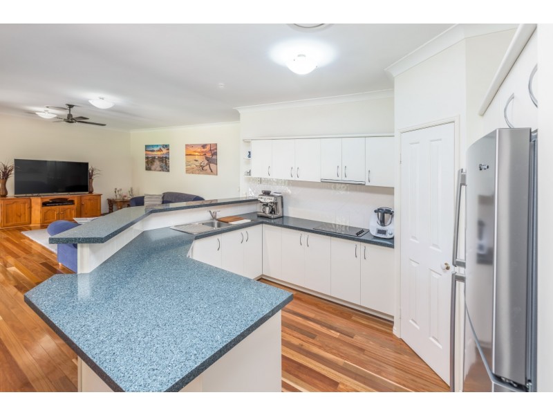 11 Burnside Place, Forest Lake QLD 4078