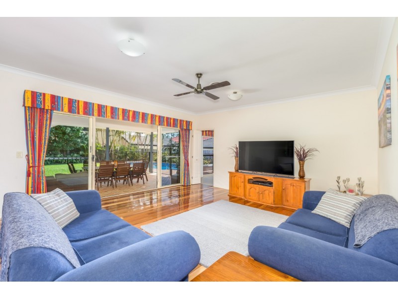 11 Burnside Place, Forest Lake QLD 4078