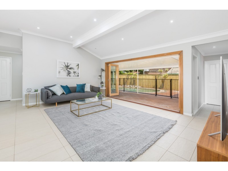 2 Minker Place, Forest Lake QLD 4078