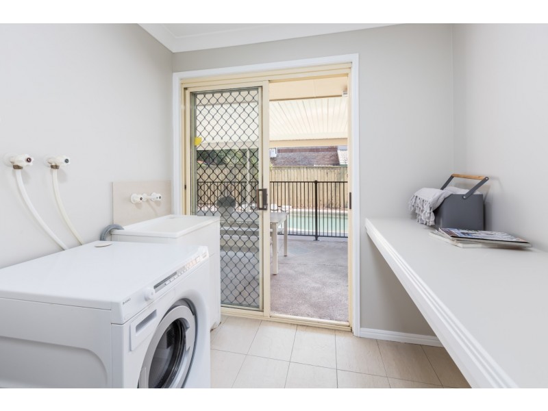 2 Minker Place, Forest Lake QLD 4078