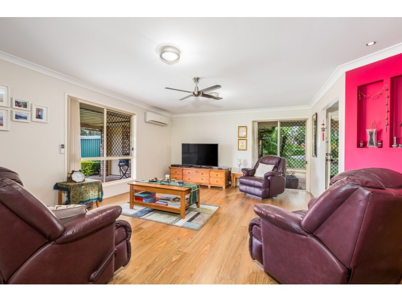 11 Sarabah Place, Forest Lake QLD 4078