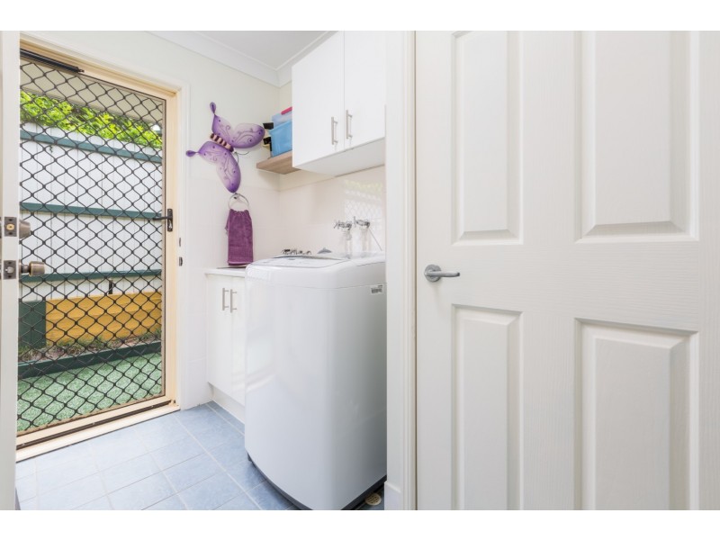 11 Sarabah Place, Forest Lake QLD 4078