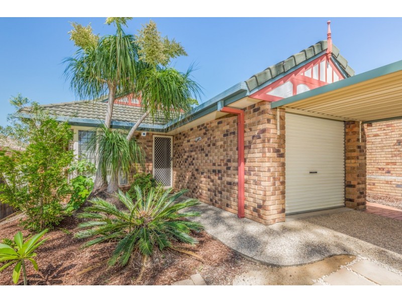 10 Ponderosa Place, Forest Lake QLD 4078