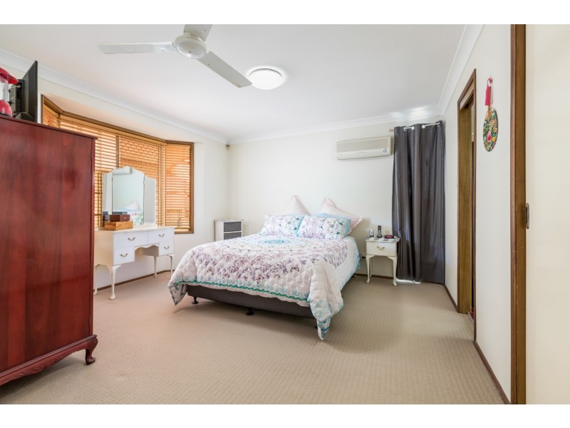 13 Robusta Place, Forest Lake QLD 4078