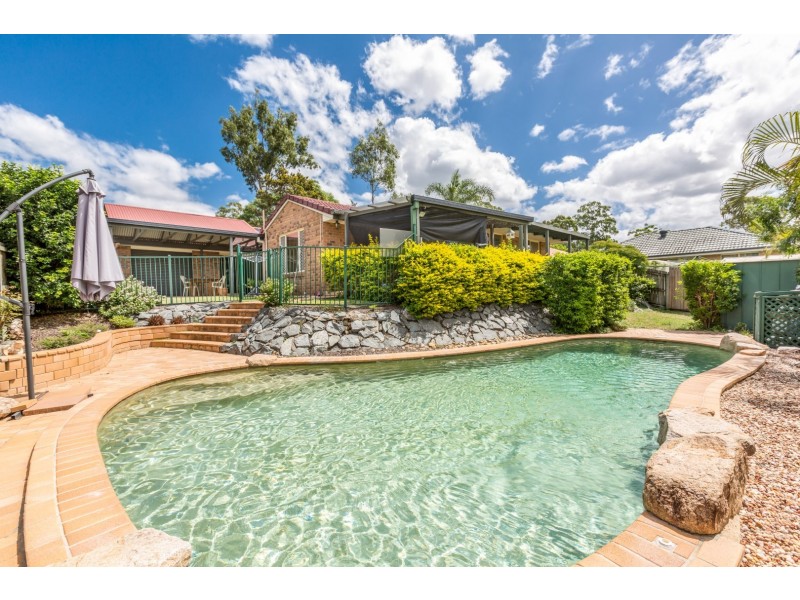 18 Baccata Place, Forest Lake QLD 4078