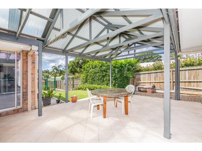 18 Baccata Place, Forest Lake QLD 4078