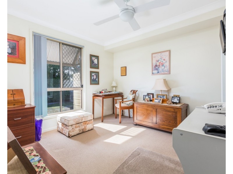 1 Tasman Place, Forest Lake QLD 4078