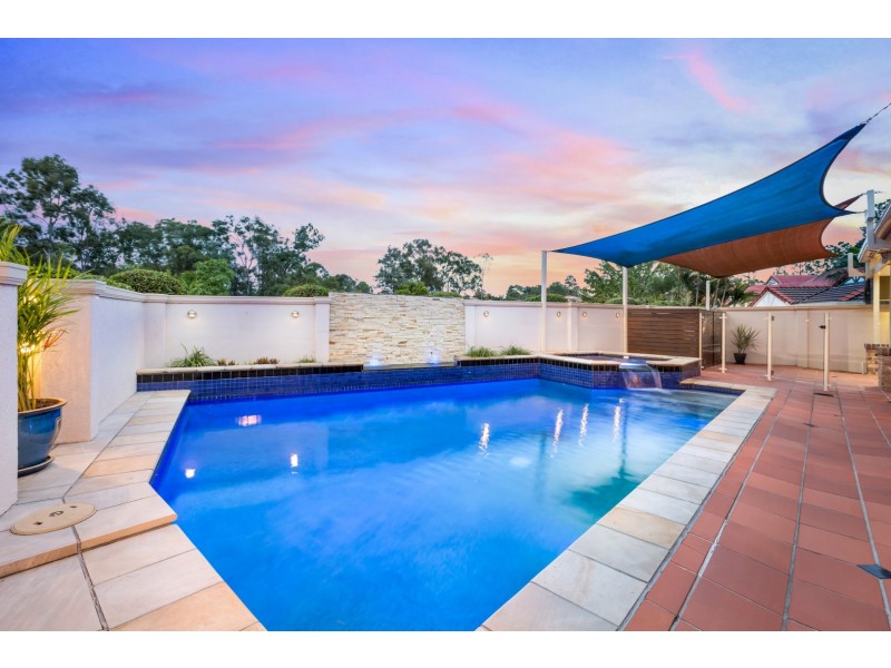 6 Somerset Close, Forest Lake QLD 4078