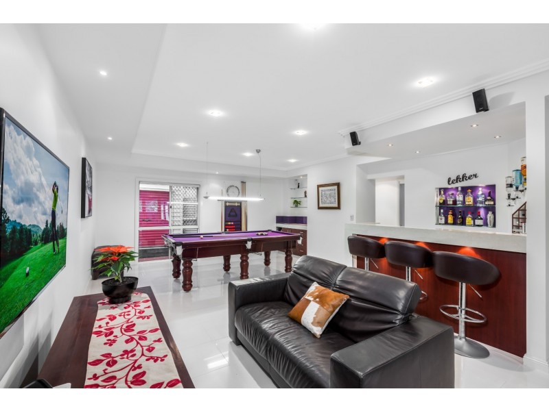 6 Somerset Close, Forest Lake QLD 4078