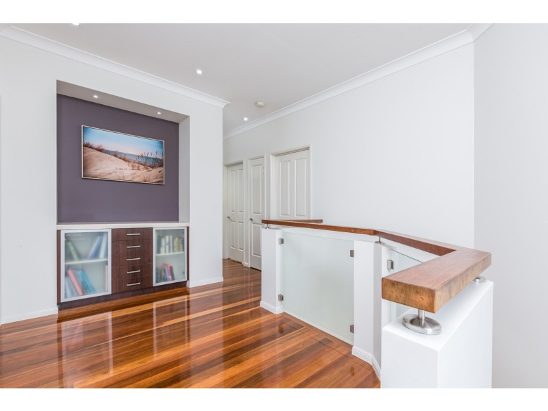 6 Somerset Close, Forest Lake QLD 4078