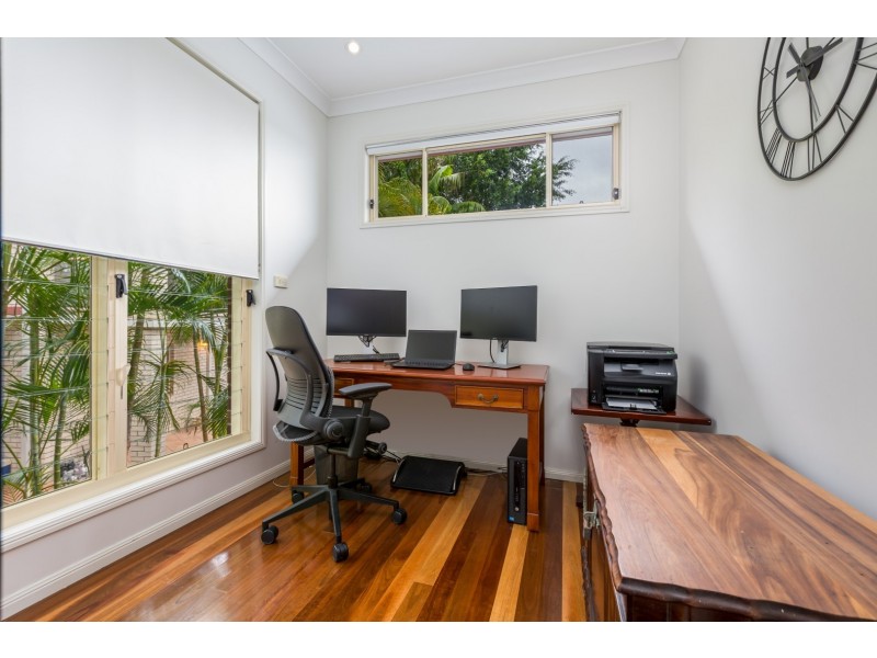 6 Somerset Close, Forest Lake QLD 4078