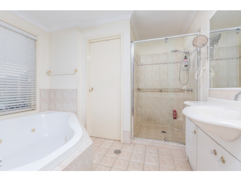 14 Tamborine Place, Forest Lake QLD 4078