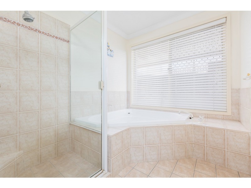 14 Tamborine Place, Forest Lake QLD 4078