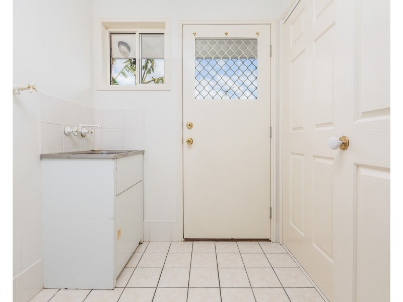 6 Glasshouse Crescent, Forest Lake QLD 4078