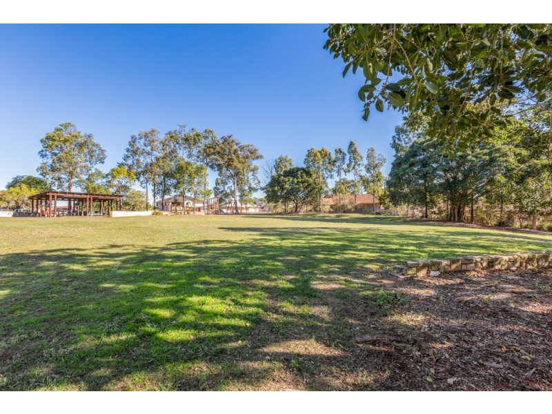 61 Moran Crescent, Forest Lake QLD 4078