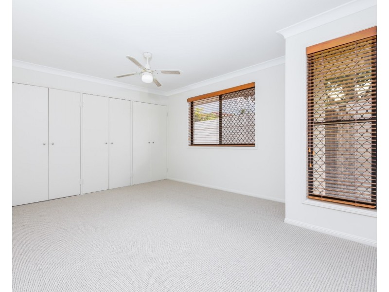 3 Seabrook Crescent, Forest Lake QLD 4078